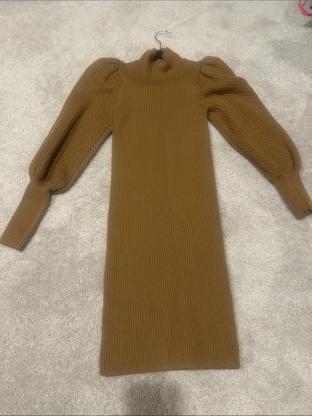 Alice and Olivia Caleb puff sleeve sweater dress